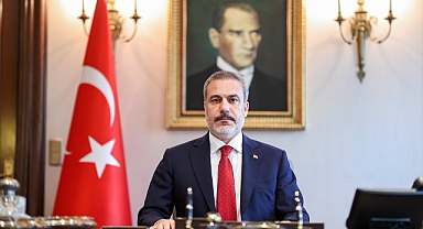 Twitter'a Giren Hakan Fidan'dan ilk Paylaşım: Sayın Cumhurbaşkanımıza Şükranlarımı Sunuyorum