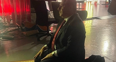 AKP'li Tevfik Göksu Seçim Çalışmalarına Başladı: CNN Türk Programı Arası Namaz Kılma Fotoğrafı Paylaşıldı