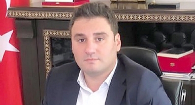 Alkollüyken Makam Aracıyla Çocuğa Çarpıp Öldüren Kaymakama İki Yıl 'Kafa Tatili' Verildi