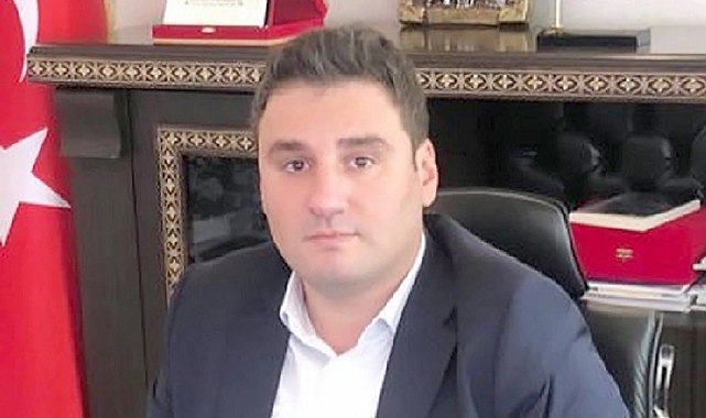 Alkollüyken Makam Aracıyla Çocuğa Çarpıp Öldüren Kaymakama İki Yıl 'Kafa Tatili' Verildi