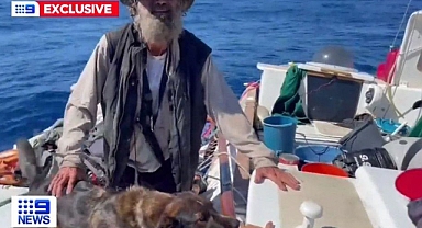 Avustralyalı Denizci Köpeğiyle Birlikte İki Ay Denizde Mahsur Kaldı