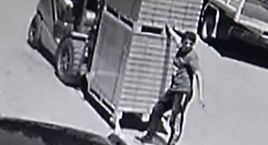 Babasının Kullandığı Forkliftten Devrilen Paletlerin Altında Kalan Çocuk Hayatını Kaybetti