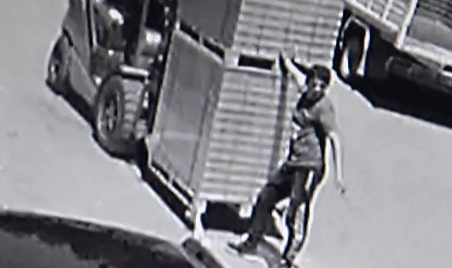 Babasının Kullandığı Forkliftten Devrilen Paletlerin Altında Kalan Çocuk Hayatını Kaybetti