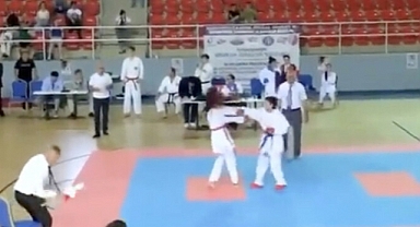 Ermeni Sporcudan Çirkin Hareket: Kendisini Yenen Azerbaycanlı Rakibine El Sıkışmak Yerine Yumruk Attı