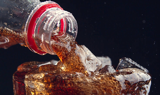 Gazlı İçeceklere Zam: 2.5 Litre Kola 43 TL