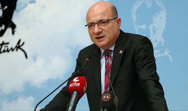 İlhan Cihaner, CHP Genel Başkanlığı'na Aday Olduğunu Açıkladı