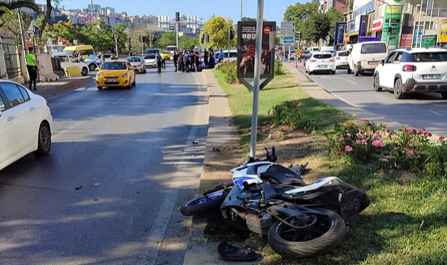 İstanbul'da 'Dur' İhtarına Uymayan Motosikletli, Bir Polisi Şehit Etti