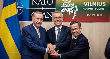 İsveç, Türkiye'nin AB Sürecine Destek Verecek ve Türkiye İsveç'in NATO Üyeliğini Onaylayacak