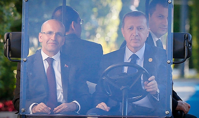 Mehmet Şimşek'ten Ekonomi Programı Açıklaması: Üç Temel Bileşeni Var