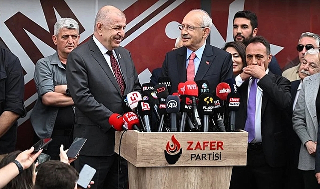 Ümit Özdağ: Kılıçdaroğlu Seçimi Kazansa İçişleri Bakanı Olacaktım, Altılı Masadaki Ortakları İtiraz Edeceği İçin Bakanlığımı Açıklamama Ricasını Kabul Ettim