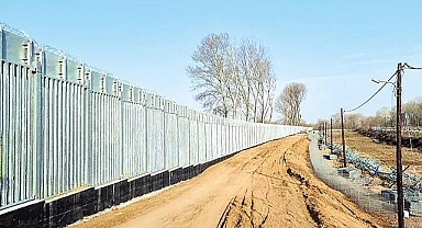 Yunanistan, Kaçak Göçmenleri Engellemek İçin Türkiye Sınırına İlave Çit Yapımına Başladı