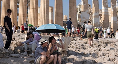 Yunanistan, Turistleri Aşırı Sıcaklardan Korumak İçin Akropolis'I Ziyarete Kapattı