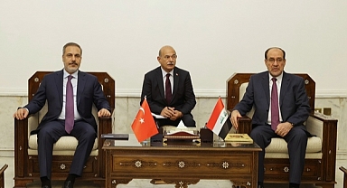 AKP'li Dışişleri Bakanı Hakan Fidan, Irak'ta Çeşitli Temaslarda Bulundu