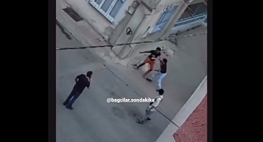Bağcılar'da Yabancı Uyruklu Şahıslar Birbirlerine Bıçakla Saldırdı