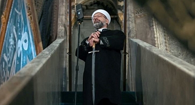 Diyanet, Cuma Hutbesinde Mesai ve Okul Saatlerinin Cuma Namazına Göre Düzenlenmesini İstedi