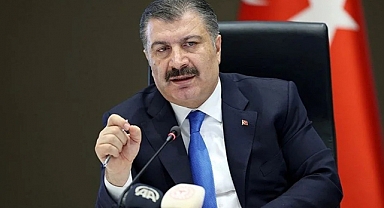 Fahrettin Koca'dan Doktor Maaşlarına İlişkin Açıklama