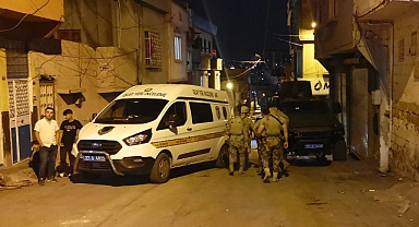 Gaziantep'te Aileler Arası Silahlı Kavga: 1'i Polis 15 Yaralı