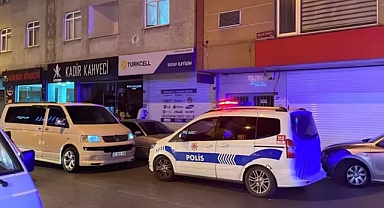 İstanbul'da Huzur Yok: Küçükçekmece'de Bir İş Yeri Silahlarla Hedef Alındı