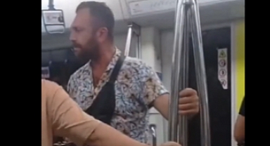 Marmaray'da Bir Maganda