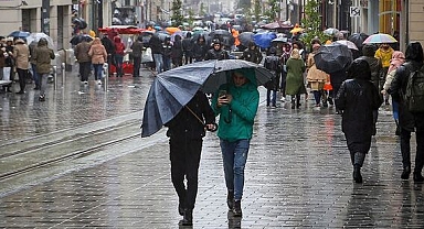 Meteoroloji Uyardı: İstanbul'a Kuvvetli Yağış Geliyor