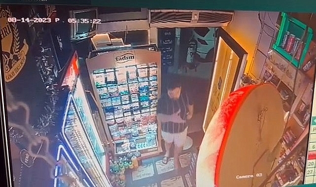 Satın Aldıklarının Parasını Vermeyen Magandalar Büfeye Kurşun Yağdırdı