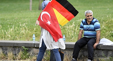 Türkiye'den Almanya'ya İltica Başvuruları Yüzde 203 Arttı