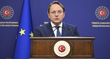AB, Türkiye'nin 'Sığınmacı Deposu' Olmasından Memnun