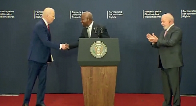 ABD Başkanı Biden, Brezilya Başkanı Lula'nın Elini Sıkmayı Unuttu