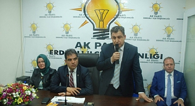 CHP'de Danışman Olmanın İlk Şartı: AKP'li Olmak