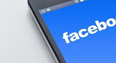 Facebook Logosunu Değiştirdi