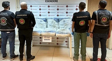 Hakkari'de Sınır Kapısında 153 Kilogram Uyuşturucu Ele Geçirildi
