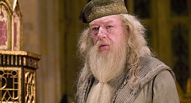 Harry Potter'ın Dumbledore'u Michael Gambon Hayatını Kaybetti