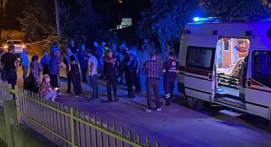 Karısı ve Kayınvalidesini Tüfekle Öldürdükten Sonra İntihar Etti