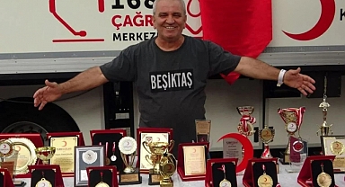 Kızılay, 472 Kez Kan Bağışlayan Vatandaşı Kızılay Yöneticilerini Eleştirdiği İçin Savcılığa Şikayet Etti