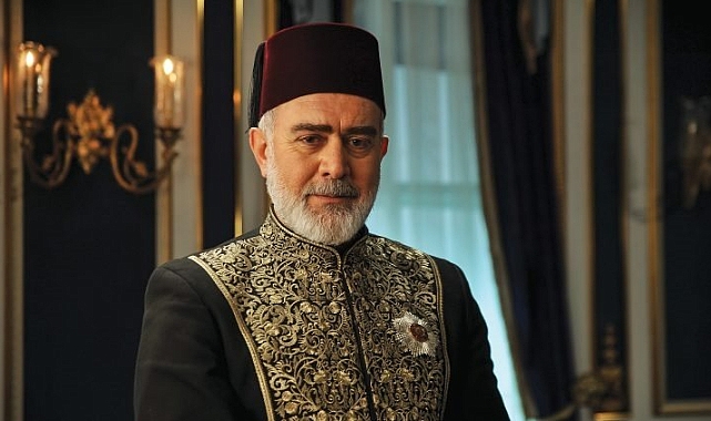 Payitaht Abdülhamid'in Tahsin Paşa'sından Anayasa Açıklaması
