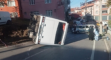 Servis Yolda Yürüyen Anne ve Kıza Çarptı: İki Ölü