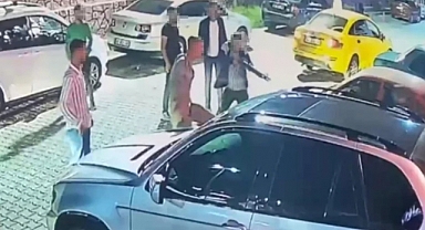Silahlı Kavgada Yanlışlıkla Ağabeyini Tüfekle Vurarak Öldürdü
