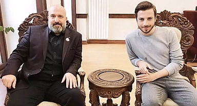 Sina Osmanoğlu, Osmanlı Torunu Olduğunu İddia Etti