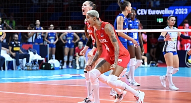 Türkiye Cumhuriyeti'nin 100. Yılında Yüz Akımız: Türk Kadın Milli Voleybol Takımı Avrupa Şampiyonu Oldu