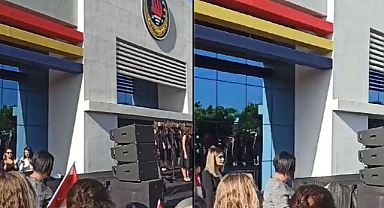 29 Ekim Konuşmasında İktidarın Propaganda Söylemi 'Türkiye Yüzyılı'nı Eleştirdiği İçin Gözaltına Alınan Emine Öğretmen Serbest Kaldı