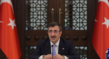 AKP'li Cumhurbaşkanı Yardımcısı Cevdet Yılmaz: İşsizlik Artabilir