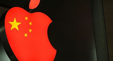 Apple, Çin'i Eleştiren John Stewart'ın Programını Yayından Kaldırdı