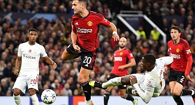 Galatasaray, Deplasmanda Manchester United'ı 3-2 Mağlup Etti