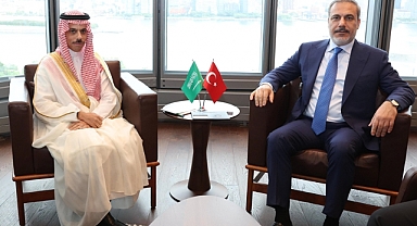 Hakan Fidan, Suudi Arabistanlı Mevkidaşı Farhan ile Görüştü