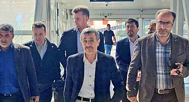 İran'da Eski Cumhurbaşkanı Ahmedinejad'ın Ülkeden Çıkışına İzin Verilmedi