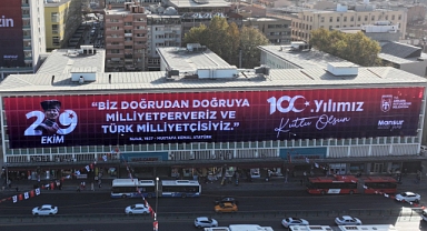 Mansur Yavaş, Ulus Çarşısı'na Atatürk'ün 