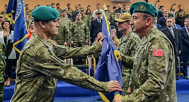 NATO'nun Kosova'daki Barış Gücü Misyonu Komutası 1 Yıl Süreyle Türk Silahlı Kuvvetleri'ne Verildi