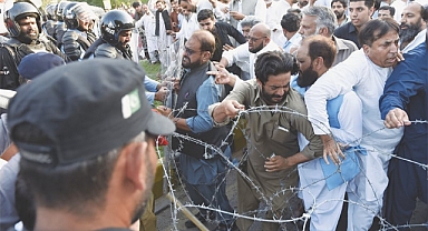 Pakistan, Kaçak Göçmenlerin Ülkeyi Terk Etmelerini İstedi
