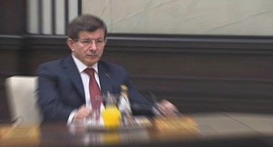 Stratejik Derinlik Ahmet Davutoğlu, Türkiye’nin İsrail-Filistin Çatışmasına Taraf Olup Filistin'e Kayıtsız Şartsız Destek Vermesini İstedi