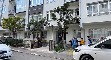 Tartıştığı Eşini Tülbentle Boğdu